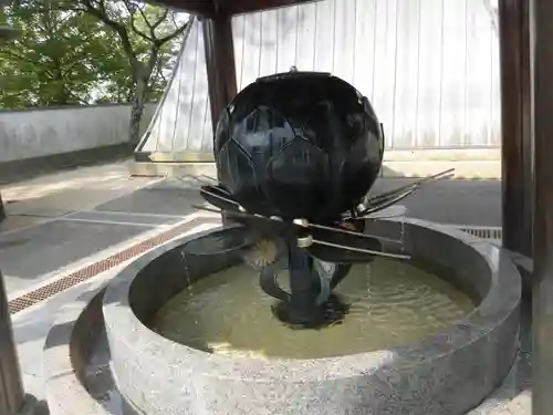 中山寺の手水舎