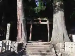 室生龍穴神社の鳥居