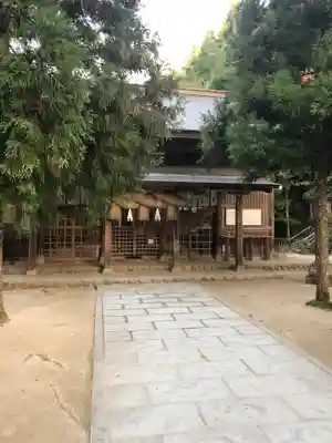 玉作湯神社の本殿・本堂