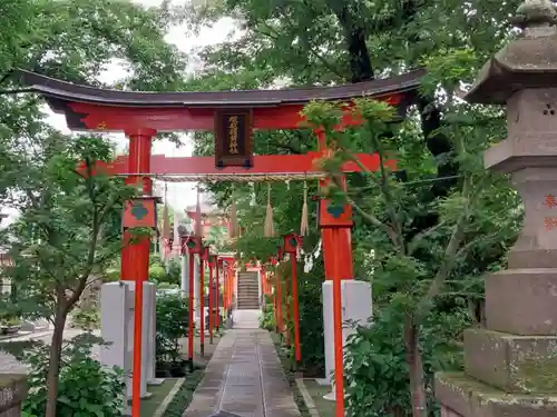 塚越稲荷神社(埼玉県)