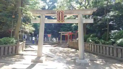 根津神社の鳥居