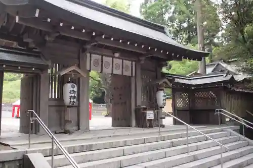 都農神社の山門・神門