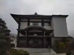 秀明寺の本殿