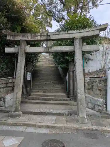 安居神社の{uncategorized: "未分類", other: "その他", undefined: "問題あり", building: "その他建物", grave: "お墓", sacred_gate: "鳥居", guardian: "狛犬", statue: "像", buddha: "仏像", history: "歴史", nature: "自然", garden: "庭園", animal: "動物", pagoda: "塔", temizu: "手水舎", mountain_gate: "山門・神門", sanctuary: "本殿・本堂", subordinate: "末社・摂社", art: "芸術", scenery: "景色", jizo: "地蔵", ema: "絵馬", goshuin: "御朱印", omikuji: "おみくじ", items: "授与品その他", amulet: "お守り", goshuincho: "御朱印帳", eats: "食事", festival: "お祭り", votive_dance: "神楽", shichigosan: "七五三参", wedding: "結婚式", experience: "体験その他", initially: "初詣", around: "周辺", anti_infection: "感染症対策"}