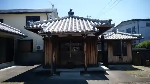 薬師寺の本殿・本堂