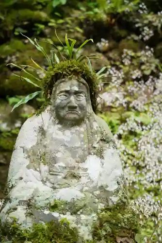 高源寺の像