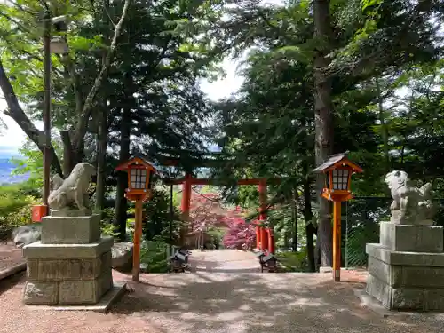 新倉富士浅間神社の鳥居