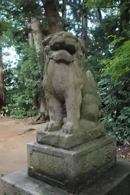 旦飯野神社の狛犬