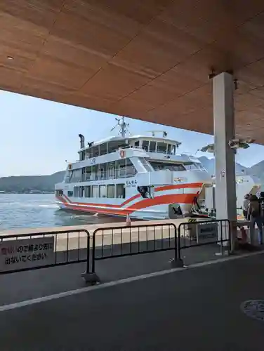 厳島神社の周辺