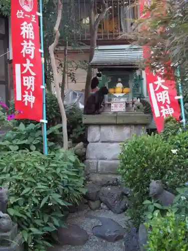 白山神社の末社