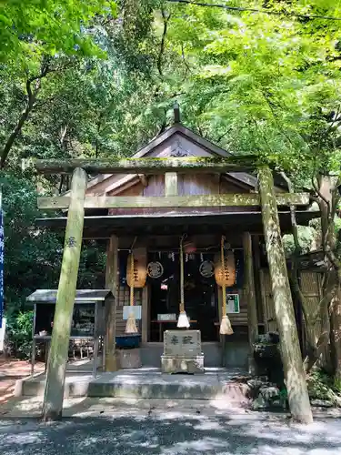 宮地嶽神社の鳥居