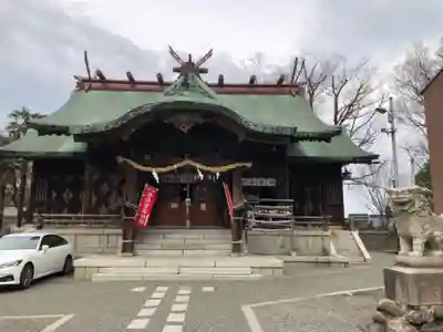 久保市乙剣宮の本殿・本堂