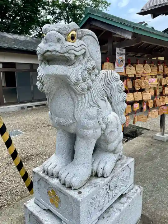 櫻岡大神宮の狛犬