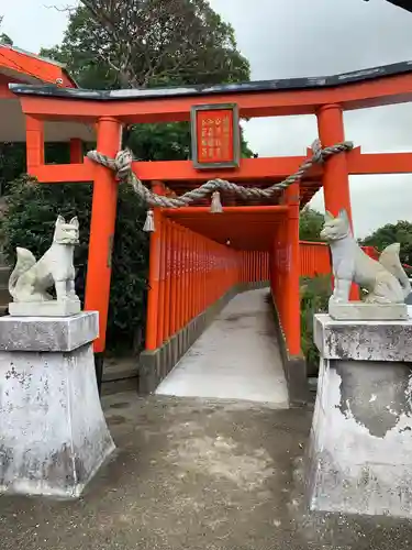 福徳稲荷神社の鳥居