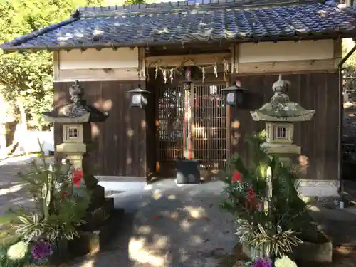 十八神社の本殿