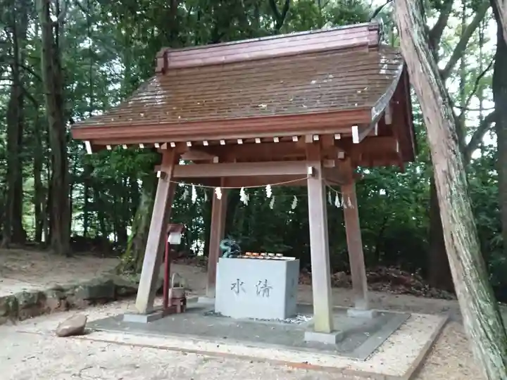 宮口神社の手水舎