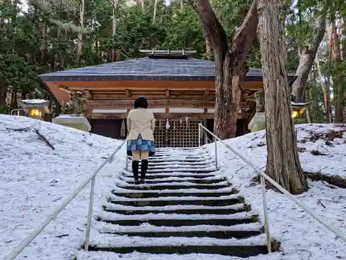 物部守屋神社の本殿