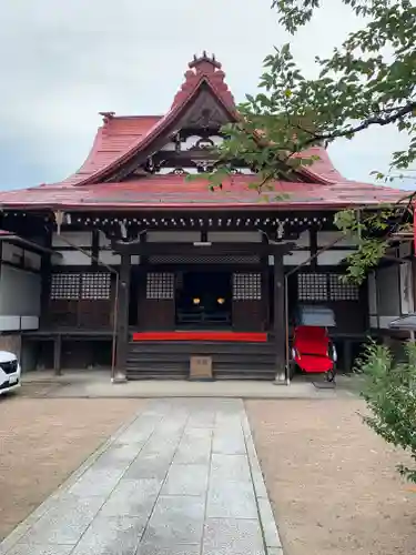高山善光寺の本殿・本堂