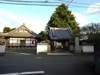 石田寺の本殿・本堂