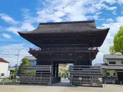 甚目寺の山門・神門