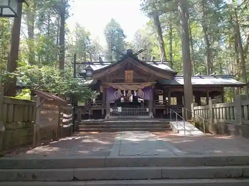 小野神社の本殿