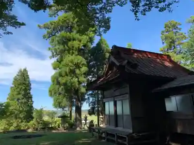 諏訪神社の本殿・本堂