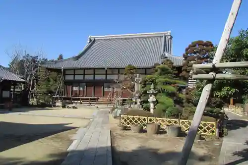 覚王寺の本殿・本堂