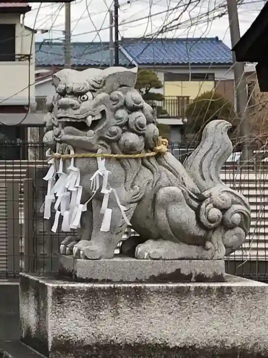 白山神社の狛犬