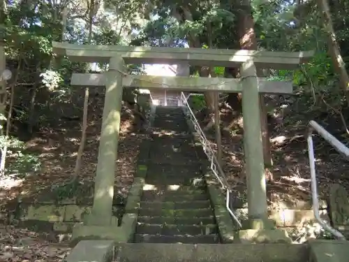 八幡神社の鳥居