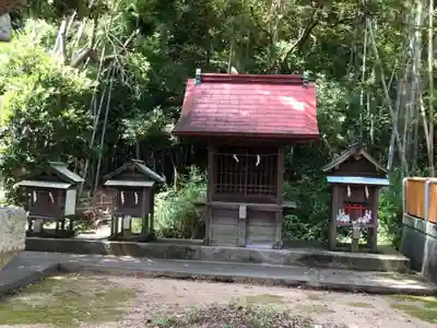 鳴神社の末社・摂社