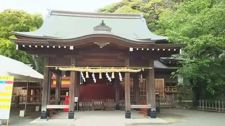 鶴岡八幡宮の本殿・本堂