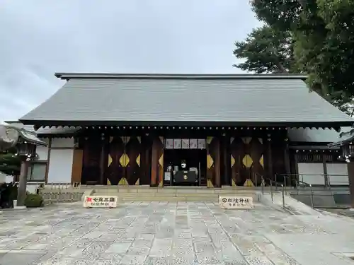 松陰神社の本殿・本堂