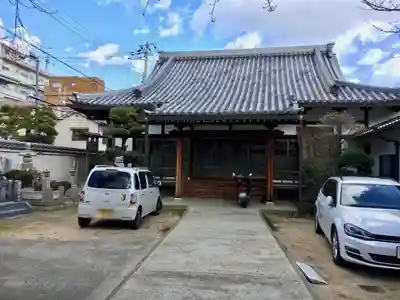 理性院の本殿・本堂