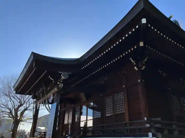 朝日氷川神社の本殿