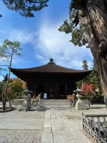 善光寺の本殿・本堂