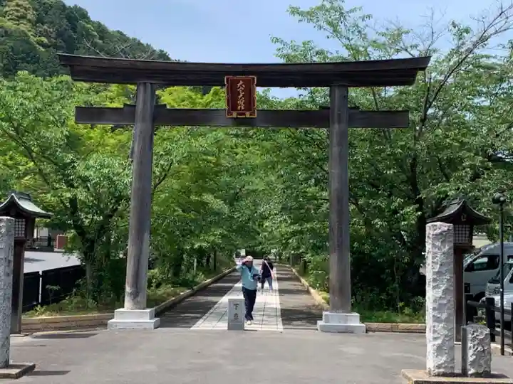 高麗神社の鳥居