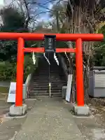 雷神社の{uncategorized: "未分類", other: "その他", undefined: "問題あり", building: "その他建物", grave: "お墓", sacred_gate: "鳥居", guardian: "狛犬", statue: "像", buddha: "仏像", history: "歴史", nature: "自然", garden: "庭園", animal: "動物", pagoda: "塔", temizu: "手水舎", mountain_gate: "山門・神門", sanctuary: "本殿・本堂", subordinate: "末社・摂社", art: "芸術", scenery: "景色", jizo: "地蔵", ema: "絵馬", goshuin: "御朱印", omikuji: "おみくじ", items: "授与品その他", amulet: "お守り", goshuincho: "御朱印帳", eats: "食事", festival: "お祭り", votive_dance: "神楽", shichigosan: "七五三参", wedding: "結婚式", experience: "体験その他", initially: "初詣", around: "周辺", anti_infection: "感染症対策"}