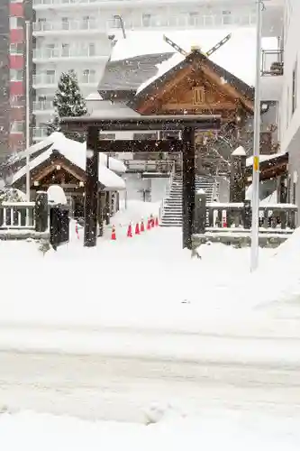 札幌祖霊神社の鳥居