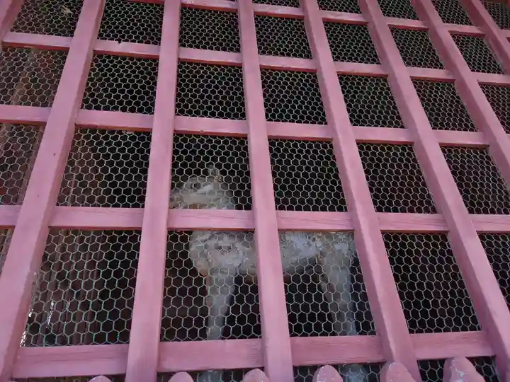 山名八幡宮の像