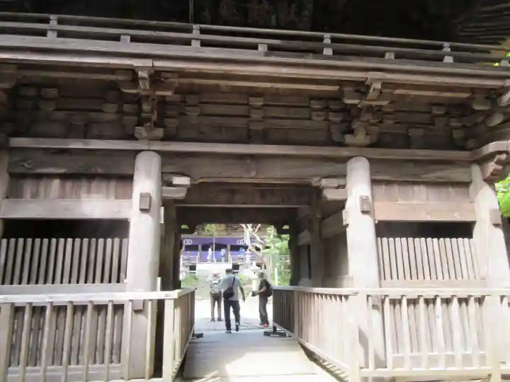 西明寺の山門・神門