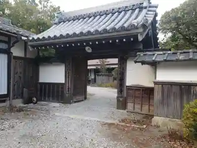 神照寺の山門・神門