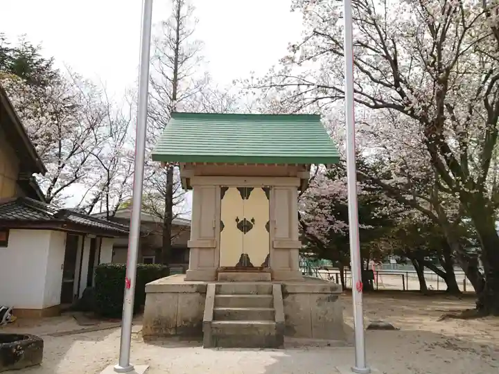 八幡社(中畑町)の末社・摂社