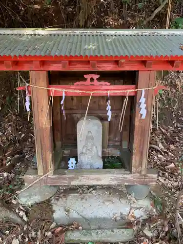 白山神社の仏像