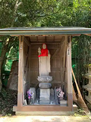 稲荷神社の地蔵