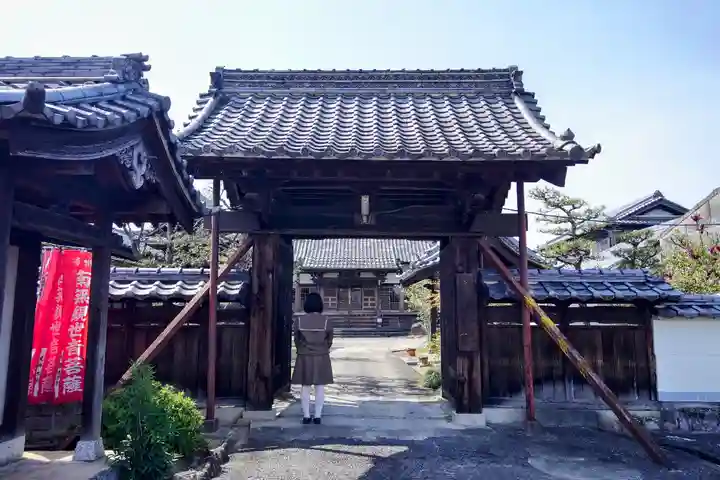 松元寺の山門・神門