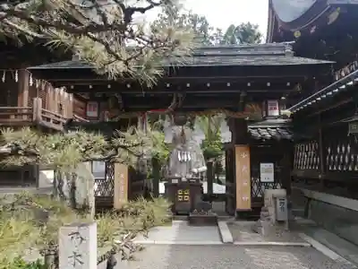 沙沙貴神社の末社・摂社