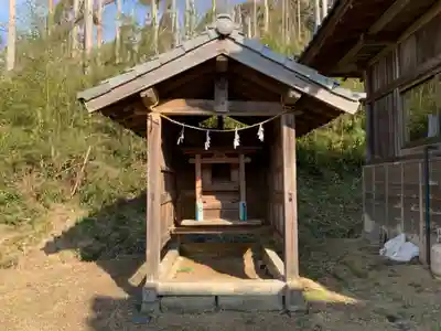 六所神社の末社・摂社
