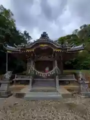 百々神社の本殿