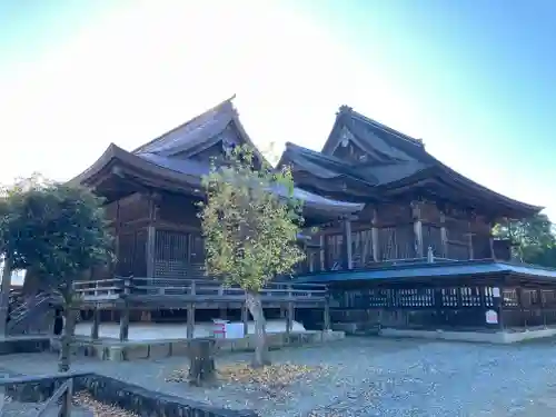 美作総社宮の本殿・本堂