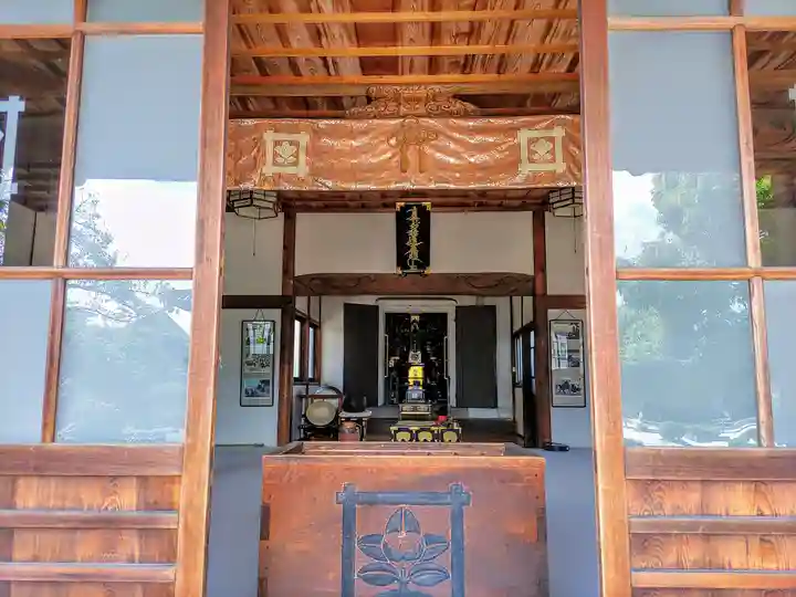 妙勝寺の本殿・本堂